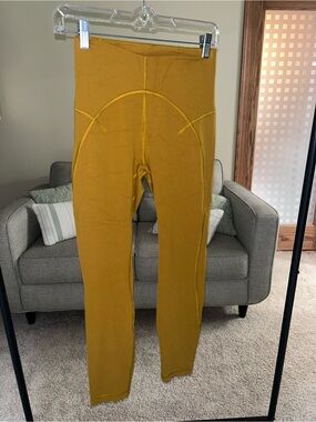 Women’s Lululemon dark Yellow Stretch Leggings